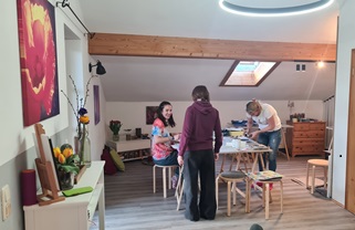 Tee im Atelier